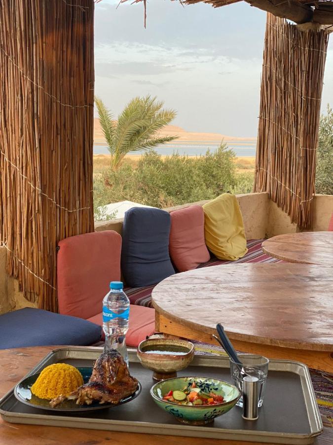 Northern Lake Lodge Izbat Ilyas Ngoại thất bức ảnh