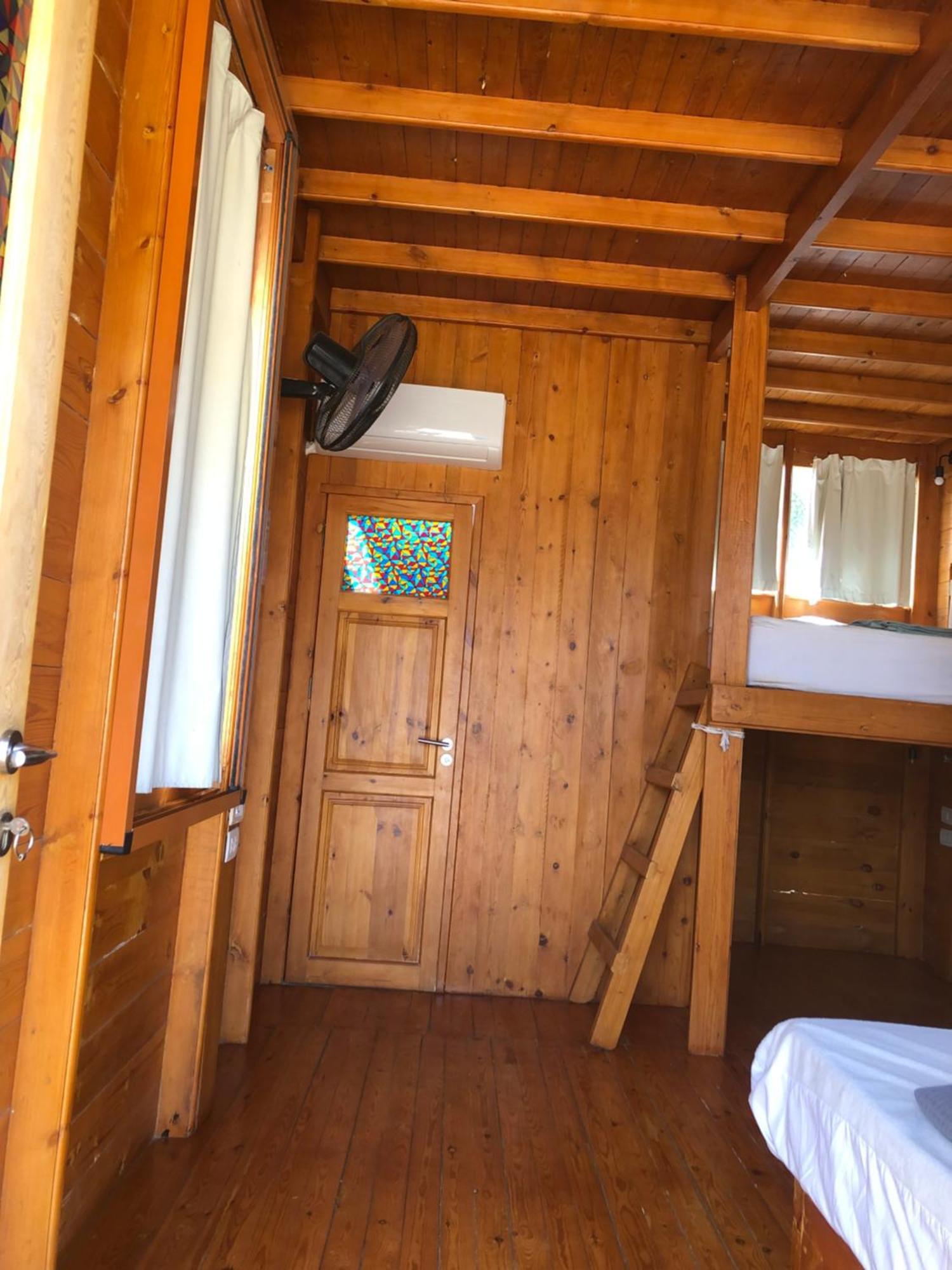 Northern Lake Lodge Izbat Ilyas Ngoại thất bức ảnh